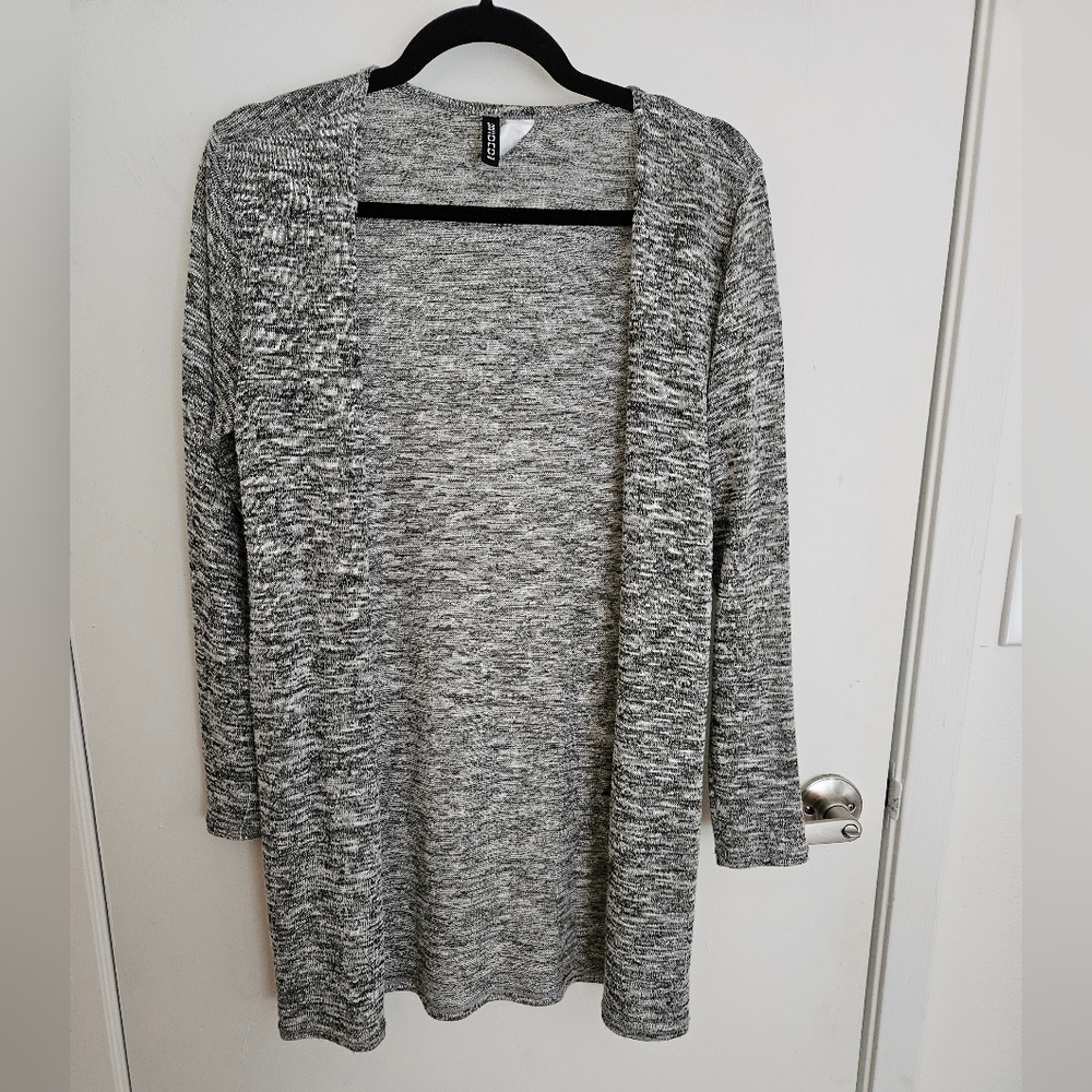 GRAY CARDIGAN
